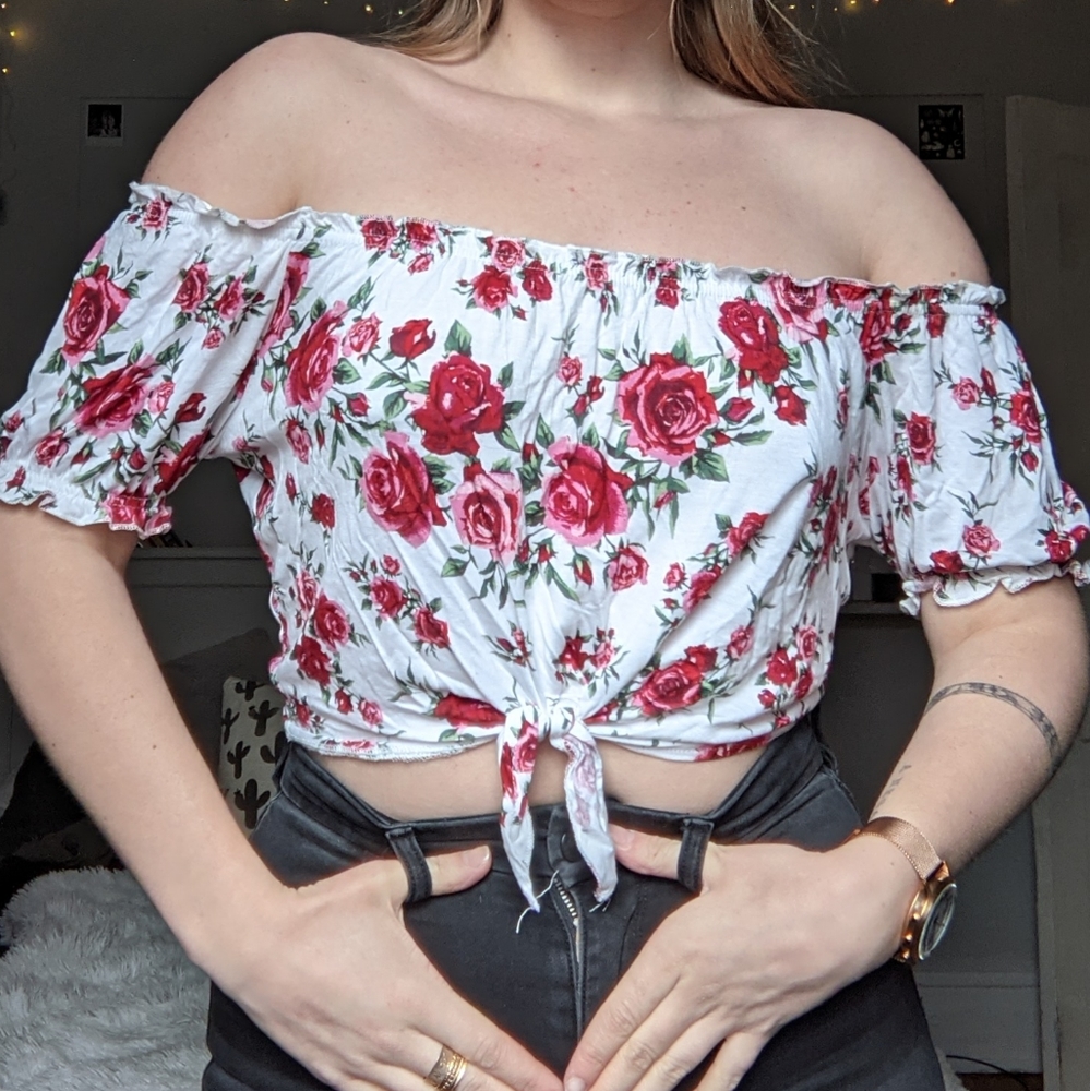 Rose Off Shoulder Top - Picture 2 of 3
